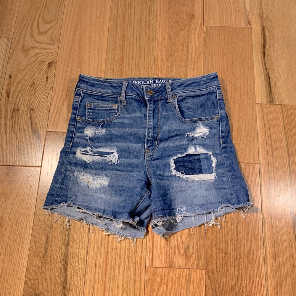 American Eagle high waisted ripped shorts. Size 6